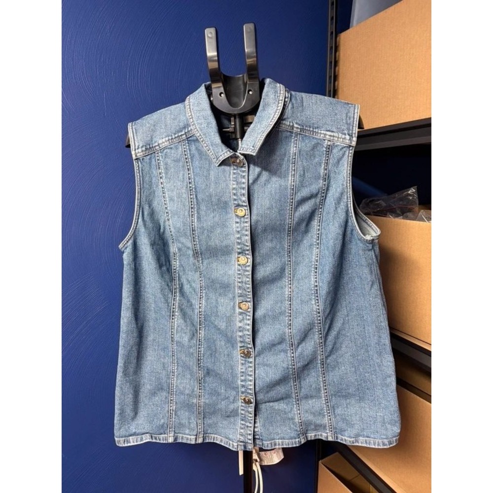 CJ Banks Women's Blue Denim Vest – Size 3X